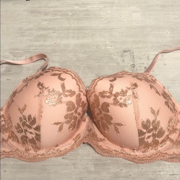 Victoria’s Secret Dream Angels Lined Demi Bra - Picture 4 of 10